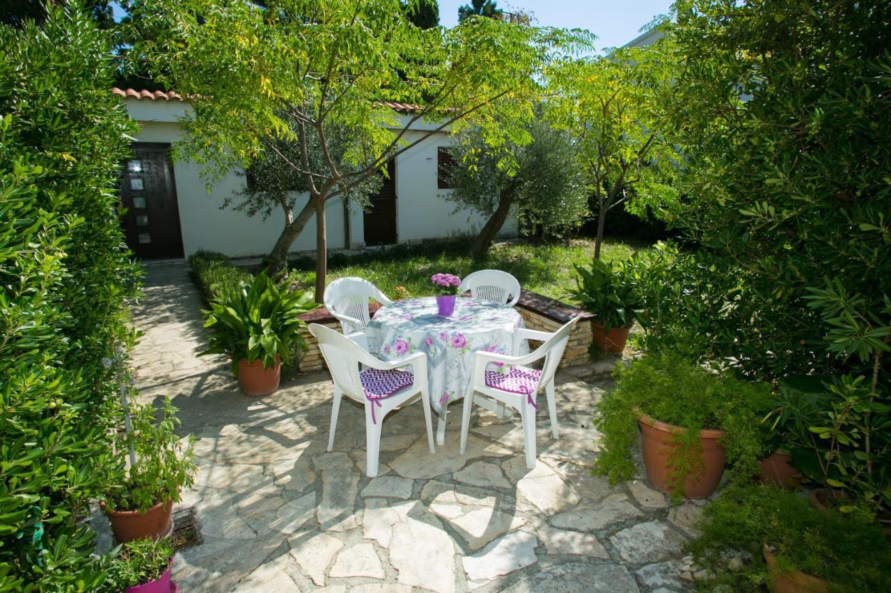 Apartments With A Parking Space Novalja, Pag - 6552 Exteriör bild
